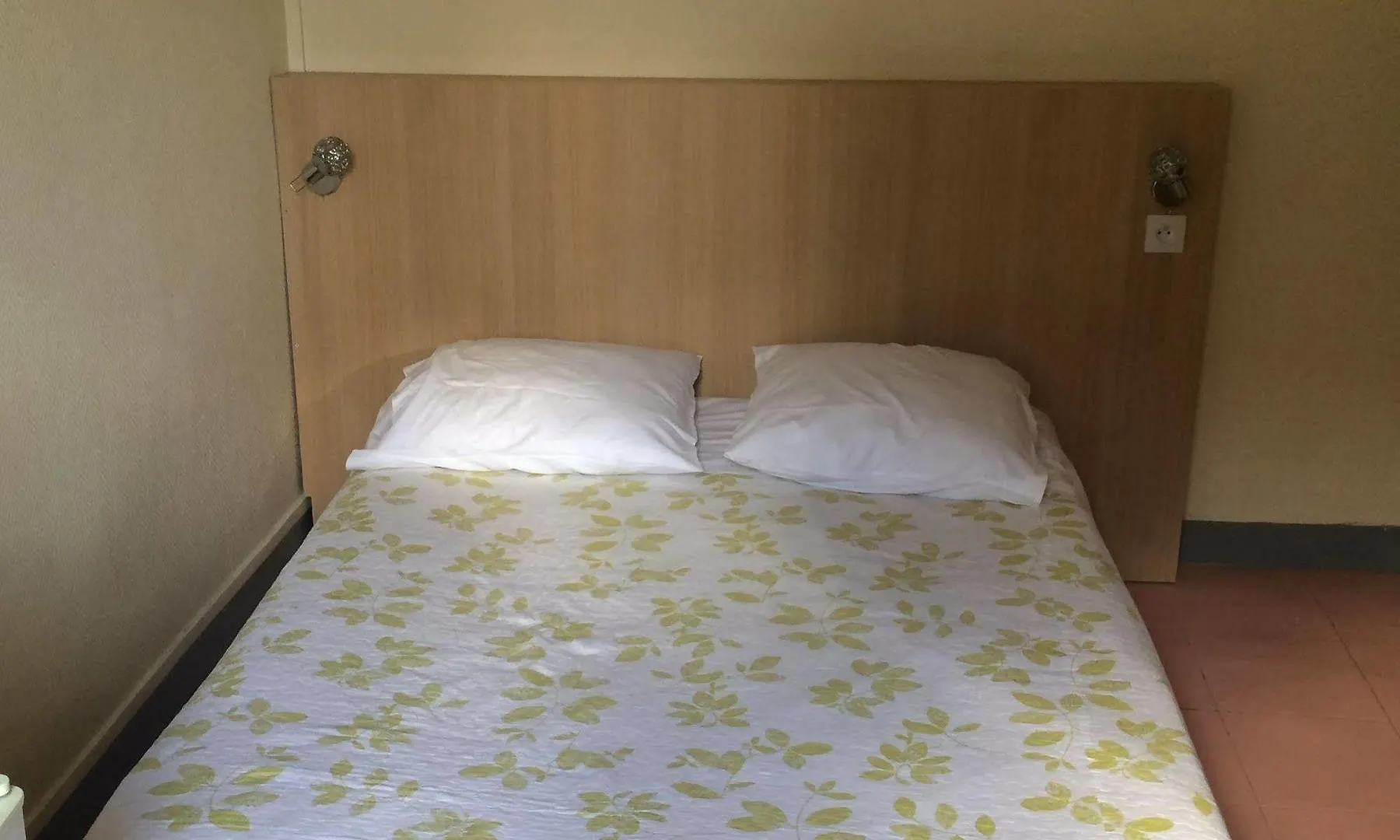 Au Royal Mad Hotel Paris